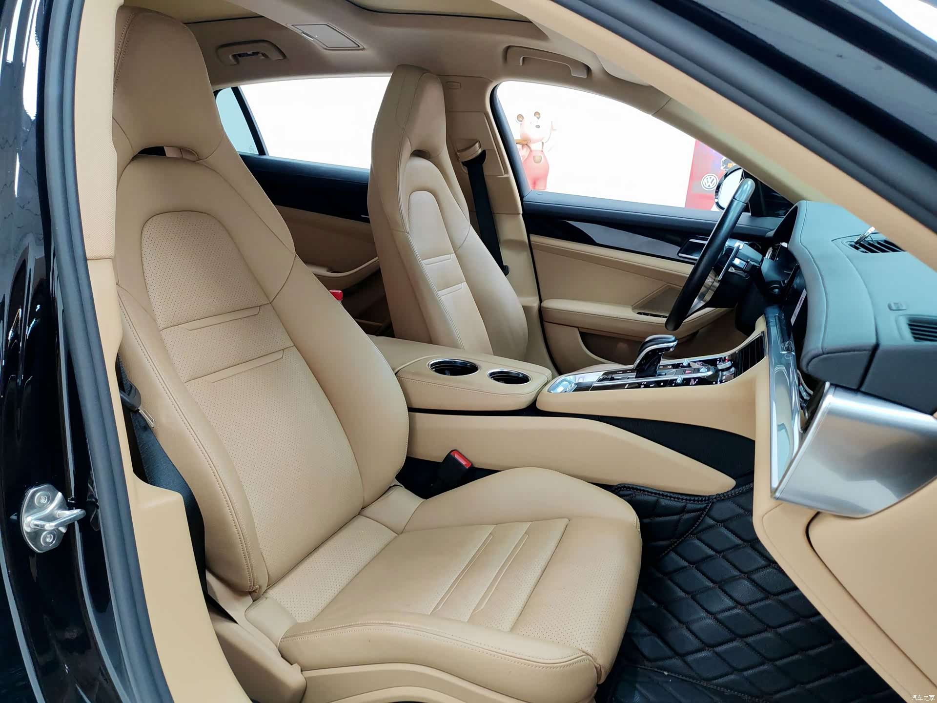 Porsche Panamera, 2018 10