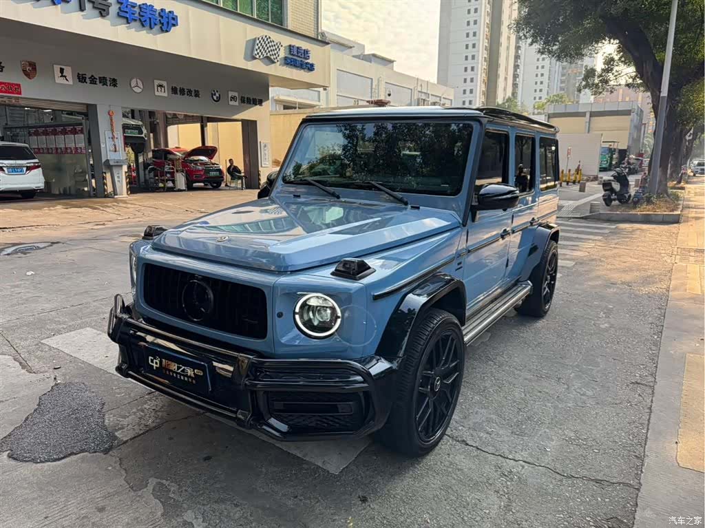 Mercedes-Benz G-Class, 2011 1