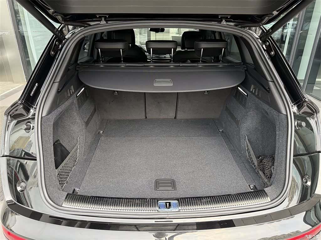Audi Q5L, 2023 9