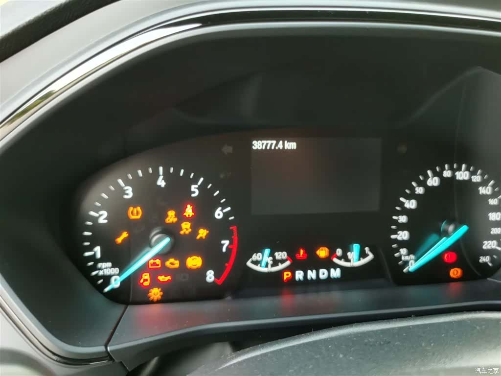 Ford Focus, 2021 все фото