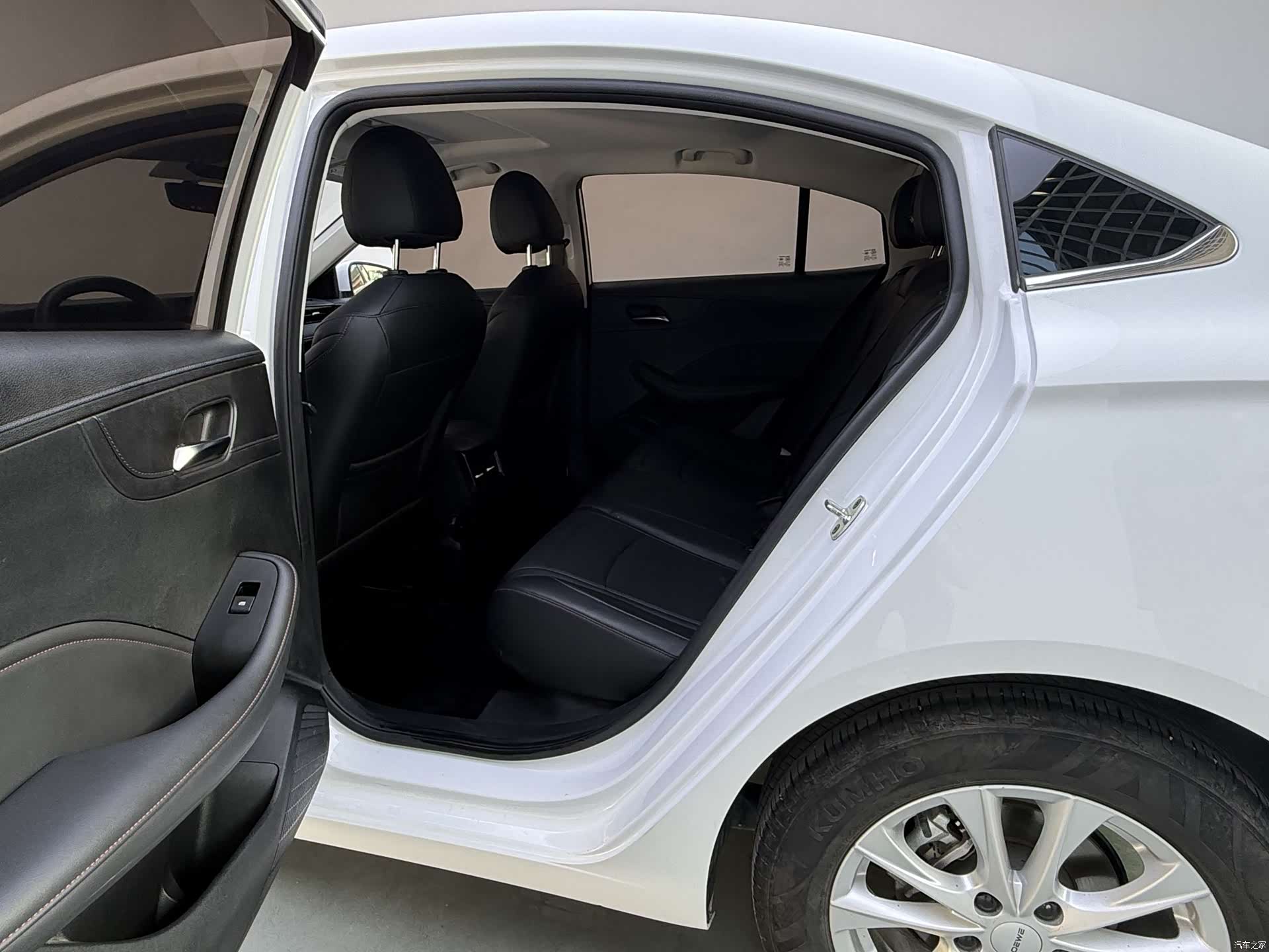 Roewe i5, 2024 13