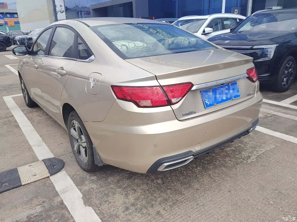 Geely Emgrand, 2019 9