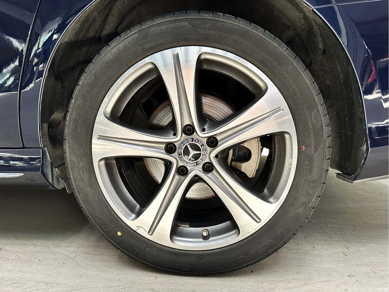 Mercedes-Benz E-Class, 2018 9