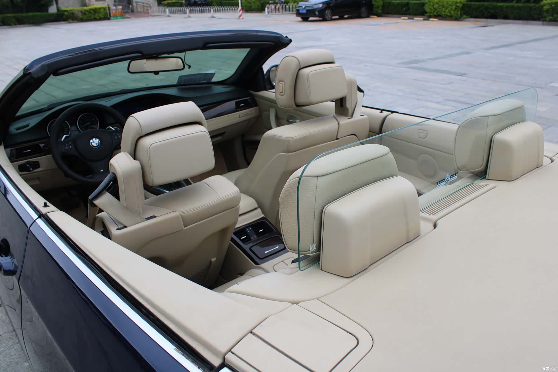 BMW 3 Series, 2010 24