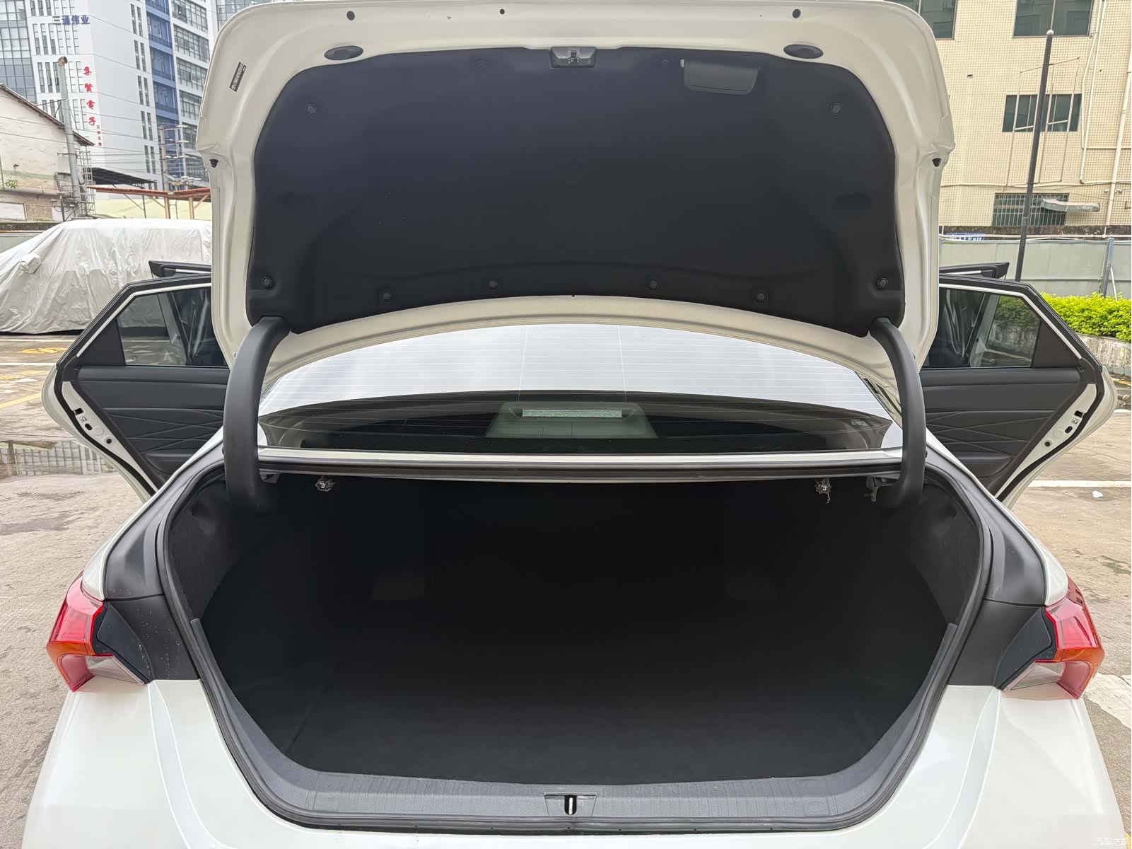 Toyota Avalon, 2023 18