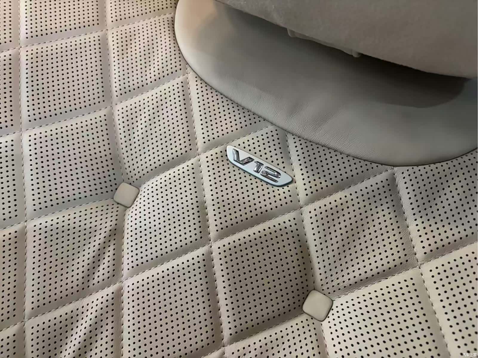 Maybach S-Class, 2018 18