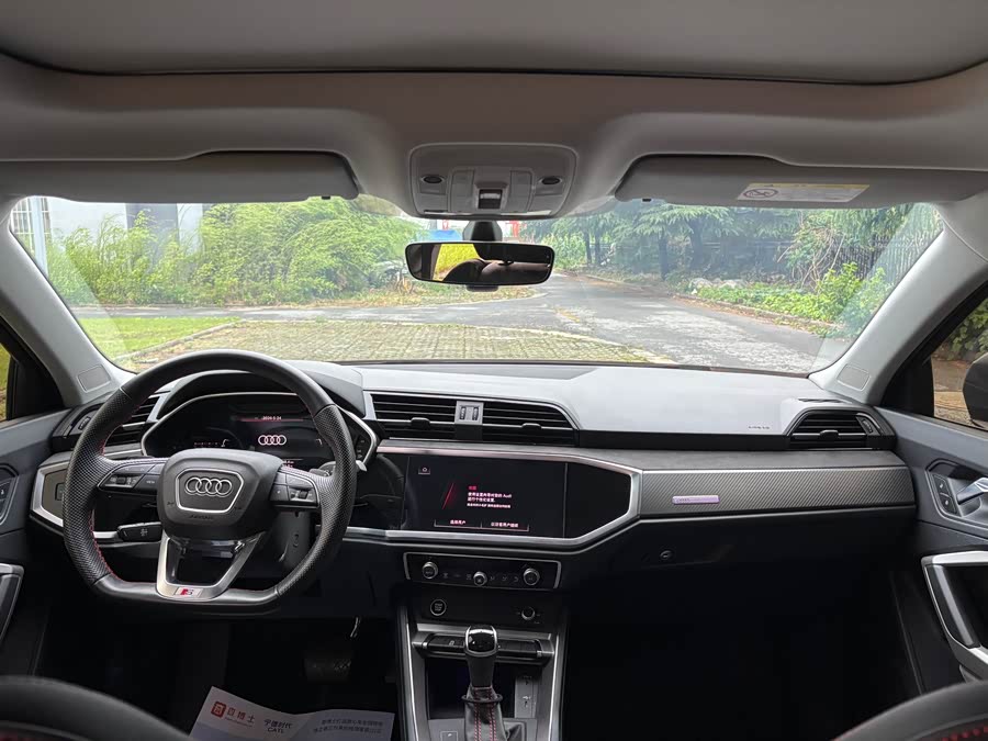 Audi Q3 2022, фото 8