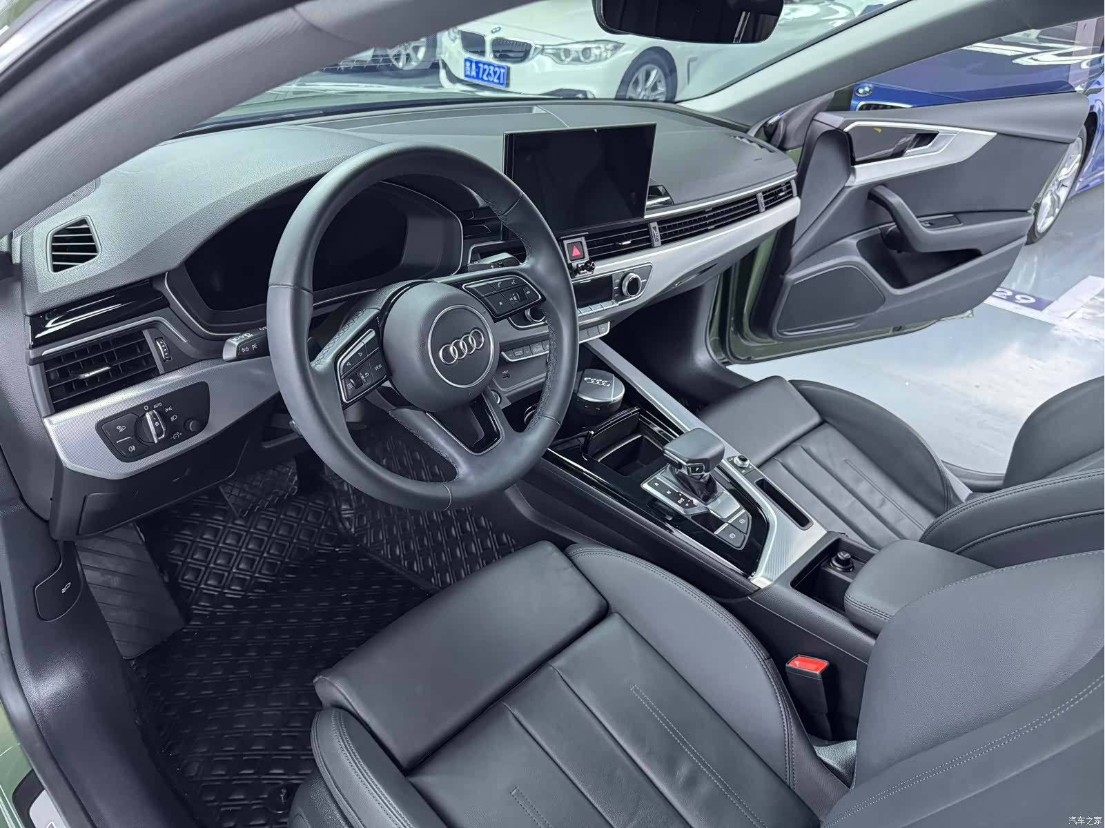 Audi A5, 2023 все фото