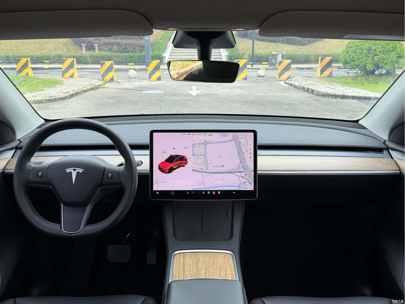 Tesla Model Y, 2022 9