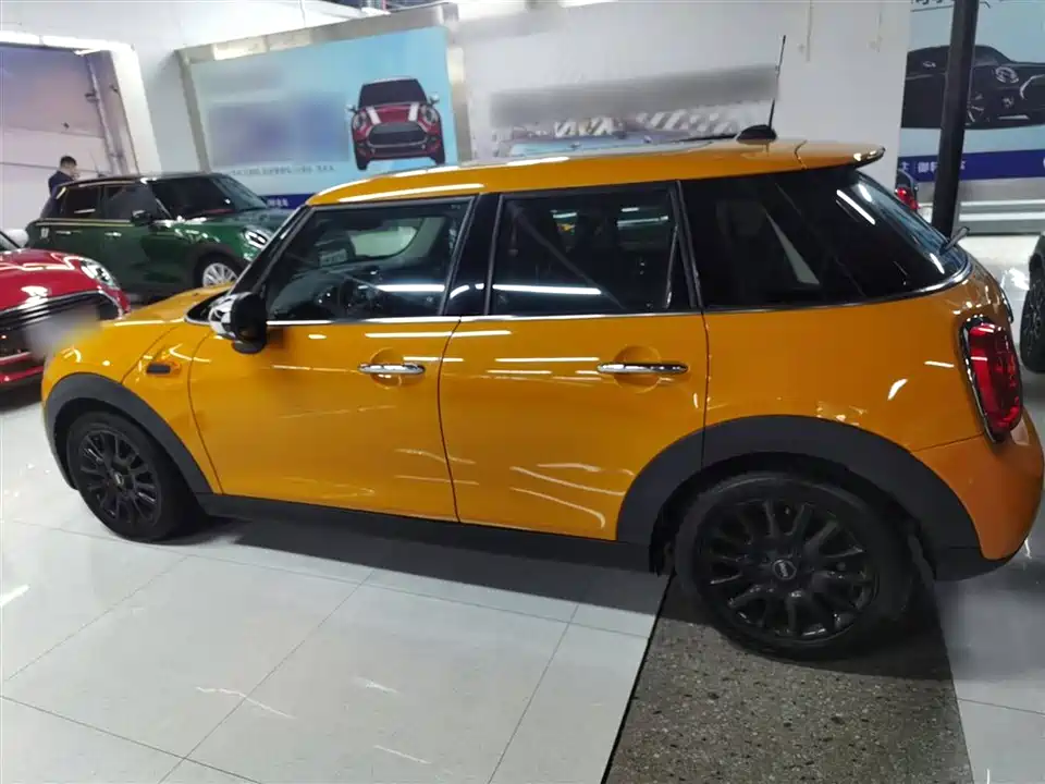 MINI MINI