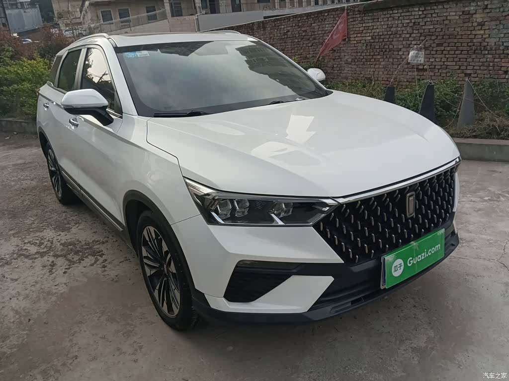 Bestune T77, 2019 22