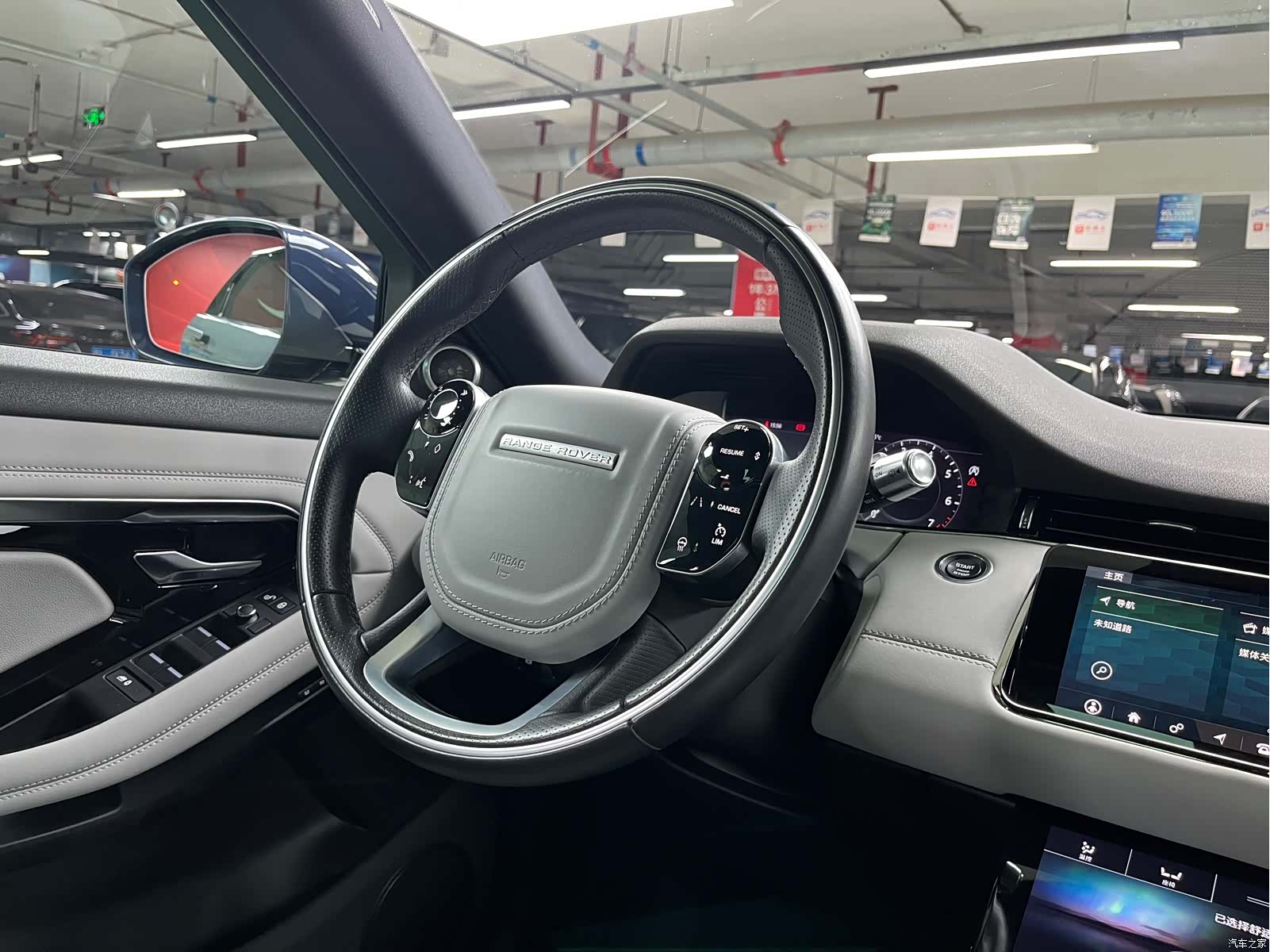 Land Rover Range Rover, 2019 16