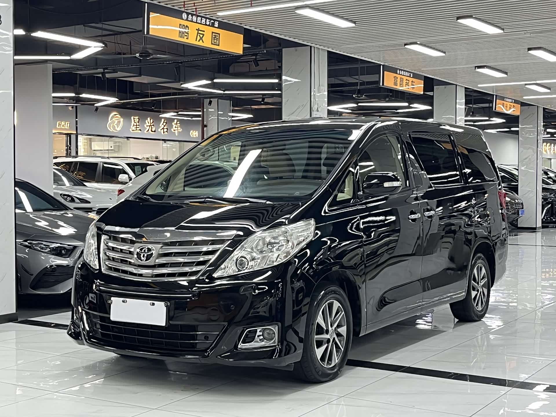 Toyota Alphard, 2011 2