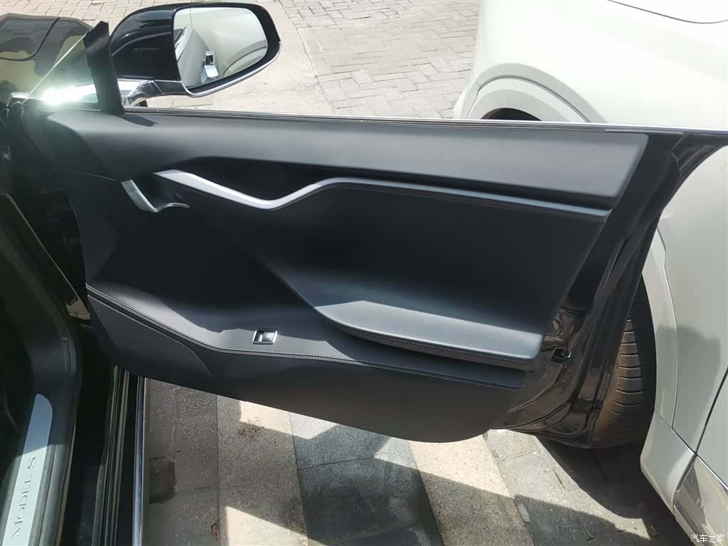 Tesla Model S, 2019 15