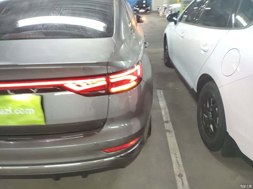 Geely Emgrand, 2022 24