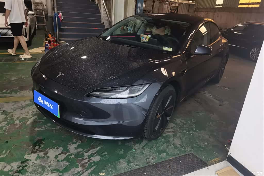 Tesla Model 3, 2024 1