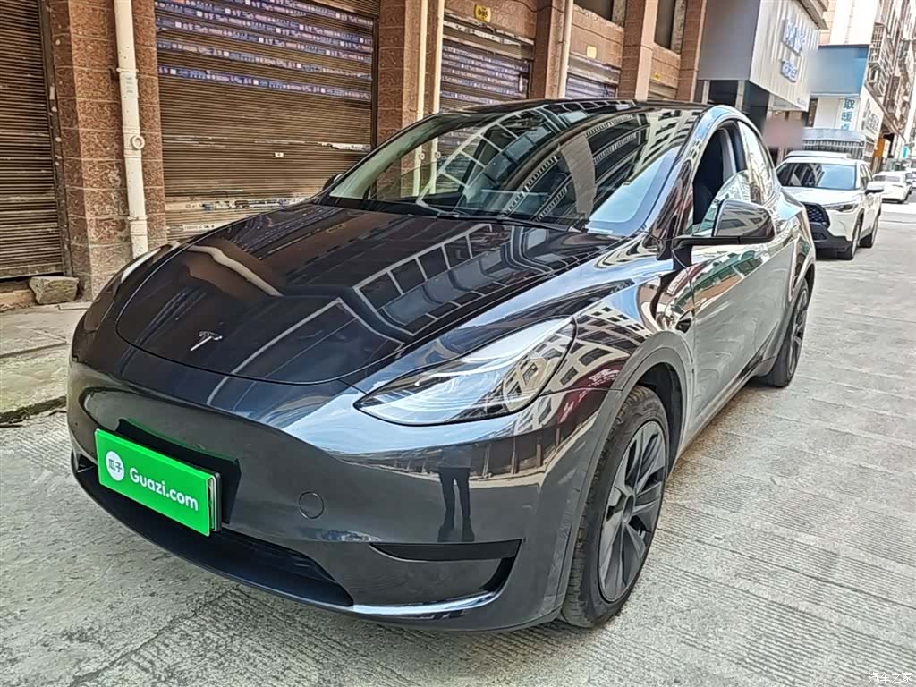 Tesla Model Y, 2024 2