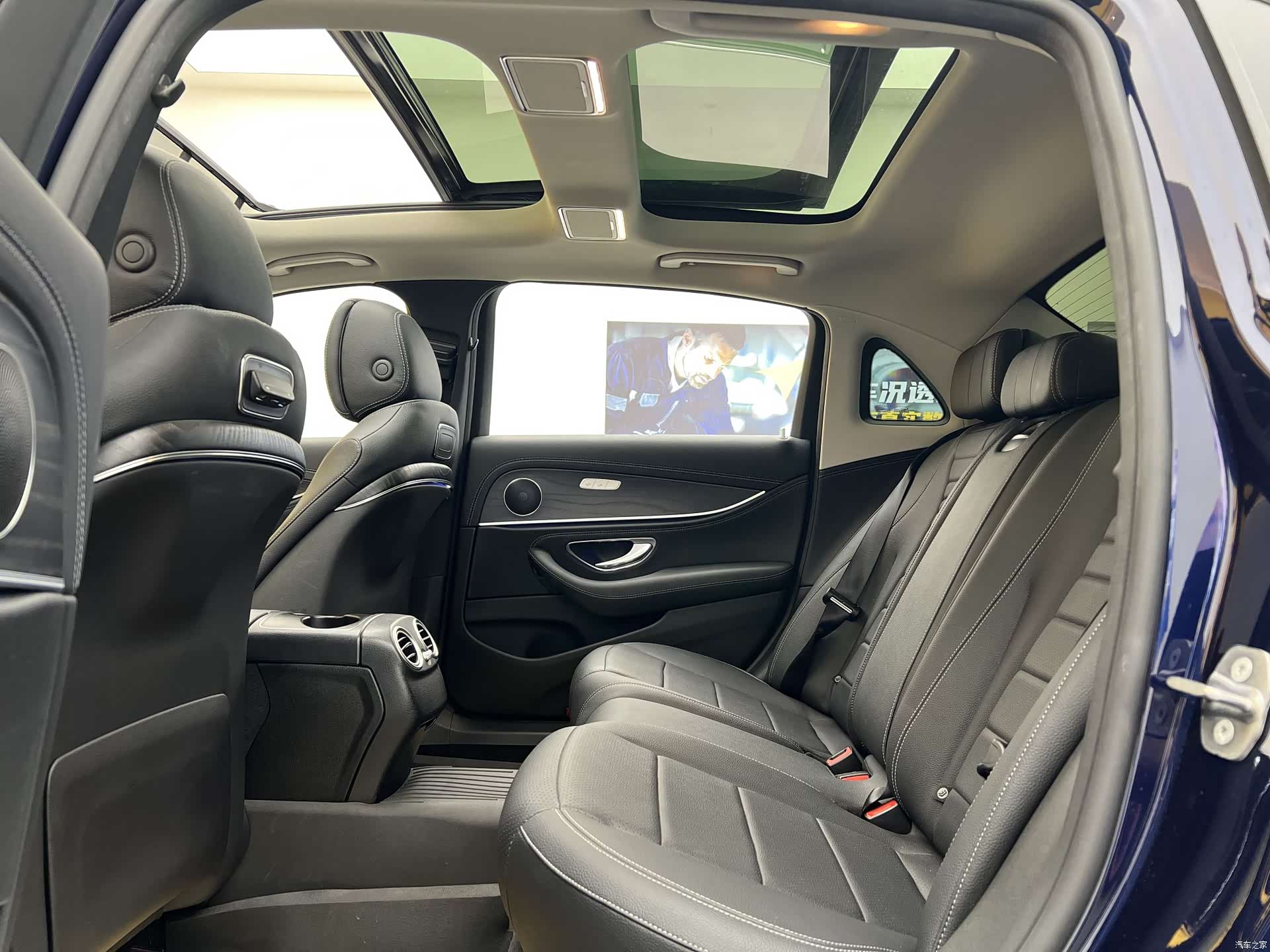 Mercedes-Benz E-Class, 2019 7