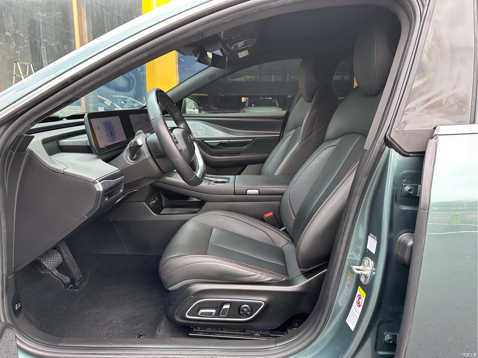 Xpeng P7, 2023 8