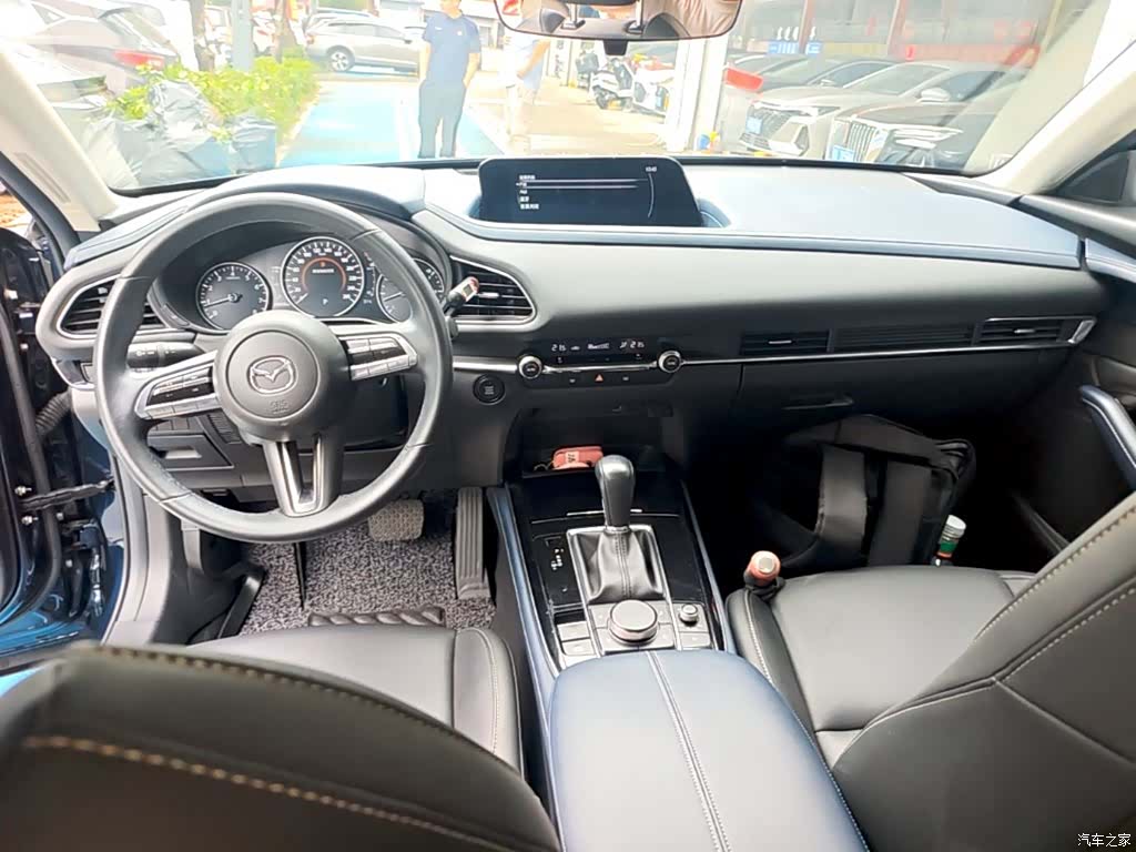 Mazda CX-30, 2021 10