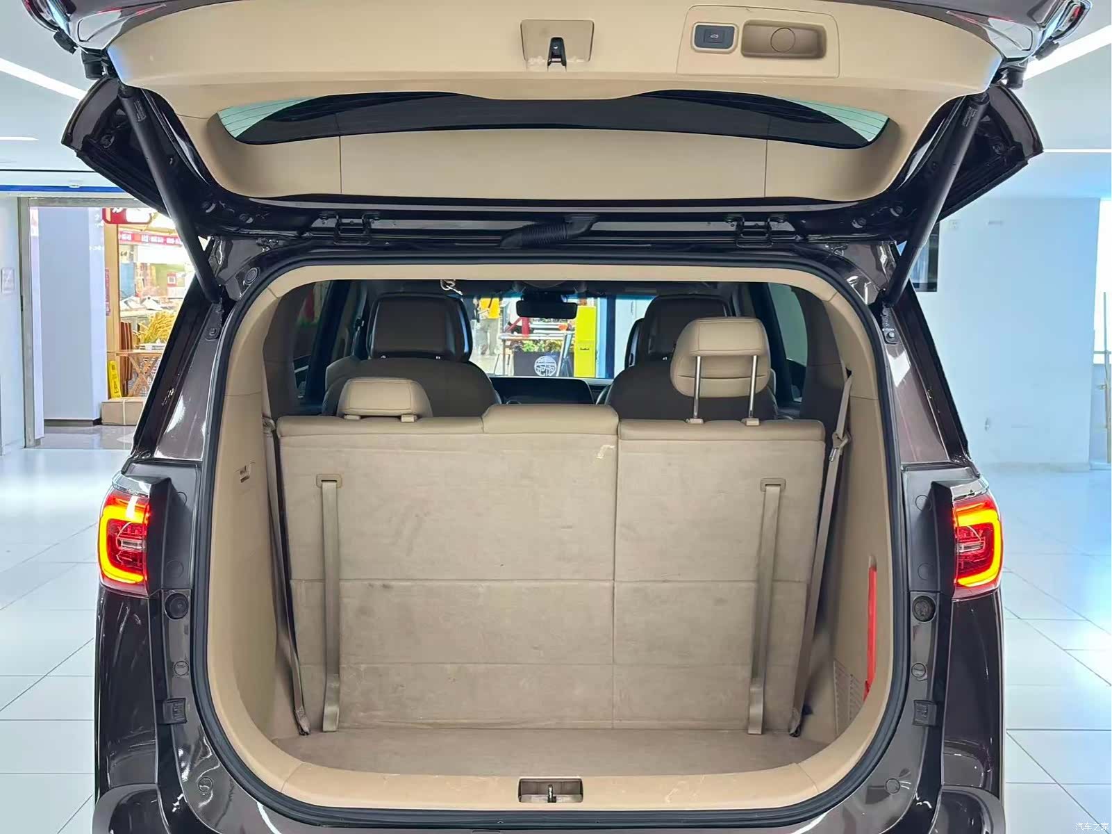 Buick GL8, 2021 8