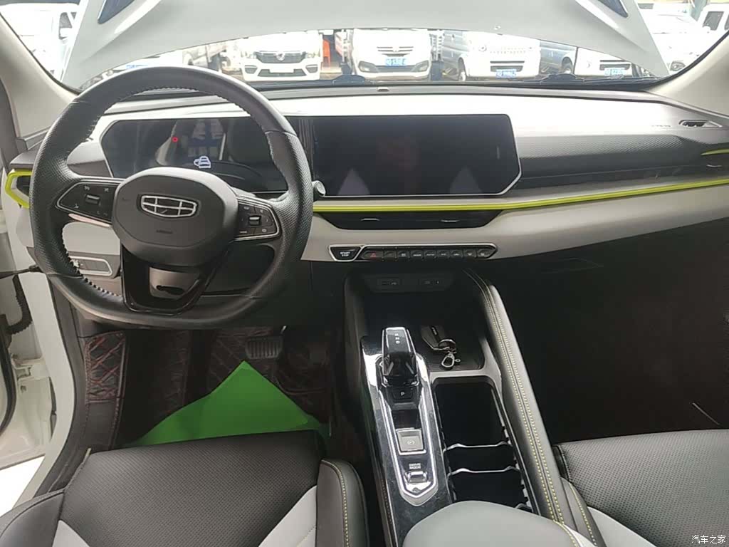 Geely Coolray, 2023 10