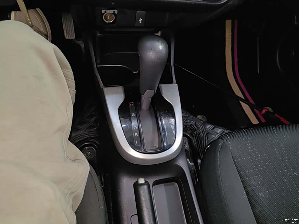 Honda Fit, 2017 14