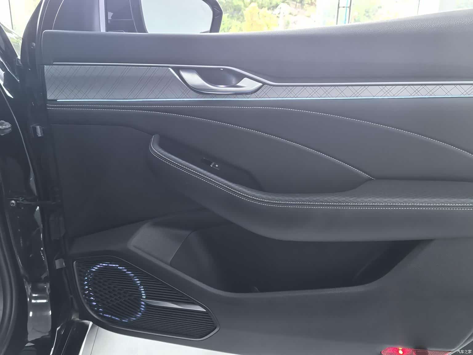 Geely Preface, 2022 11