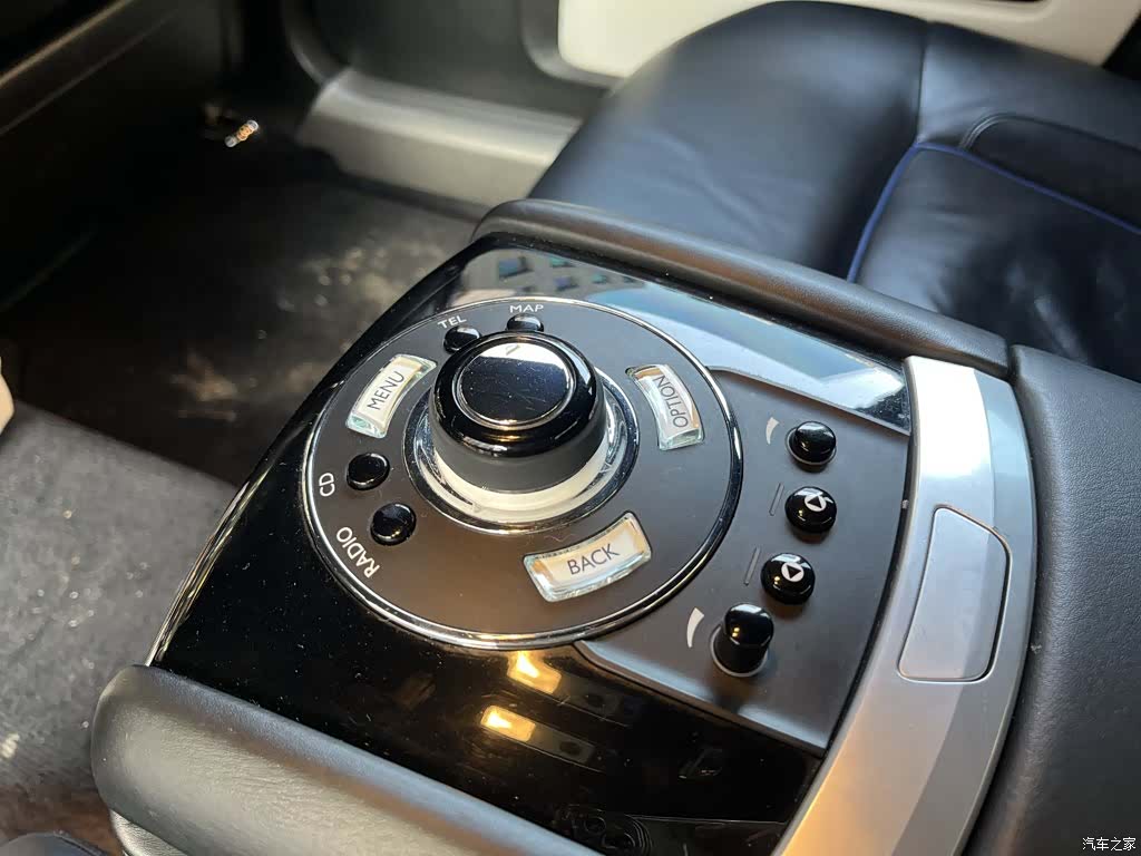 Rolls-Royce Ghost, 2013 10