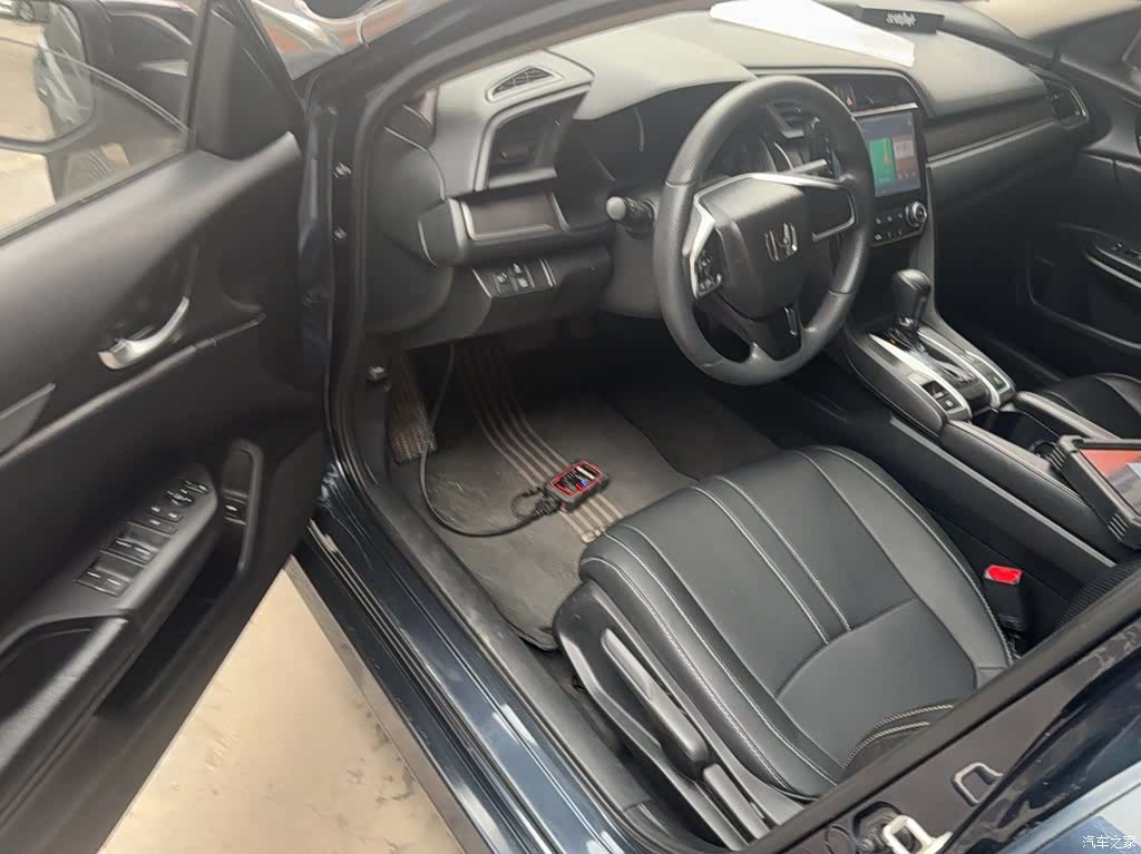 Honda Civic, 2018 13