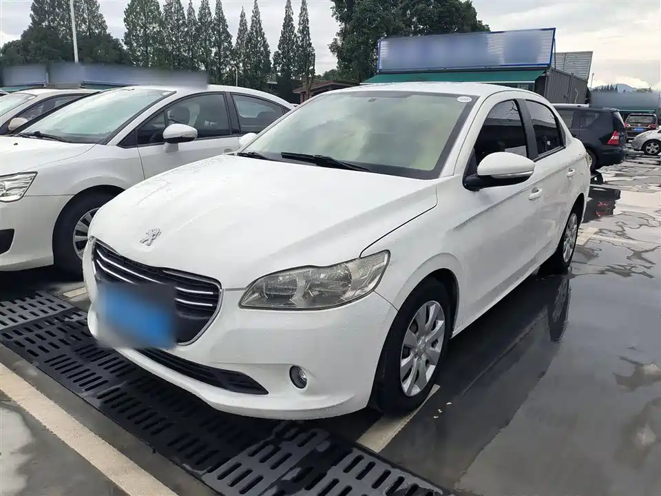 Peugeot 301