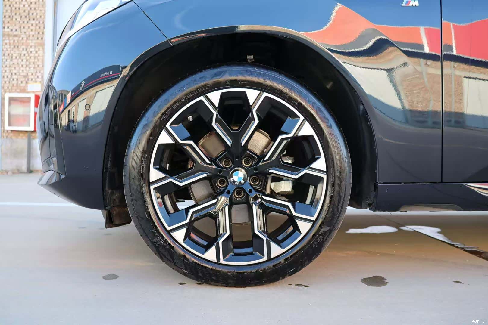 BMW X3, 2026 4