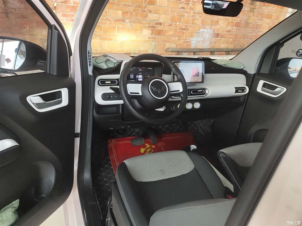 Wuling MINIEV, 2024 12