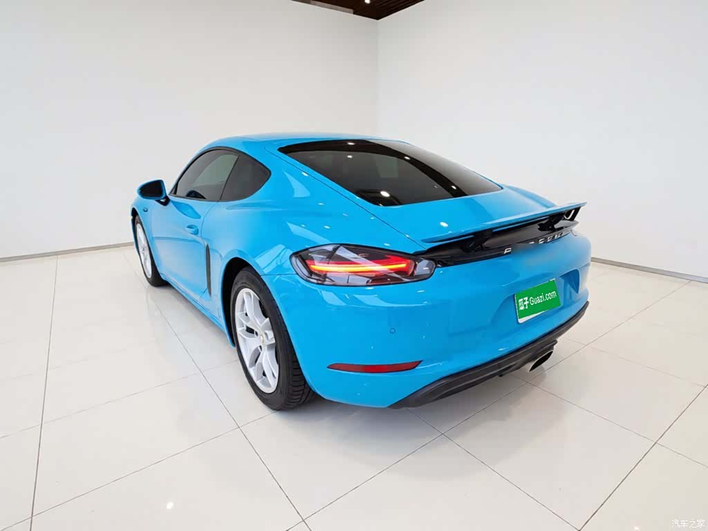 Porsche Cayman, 2018 23