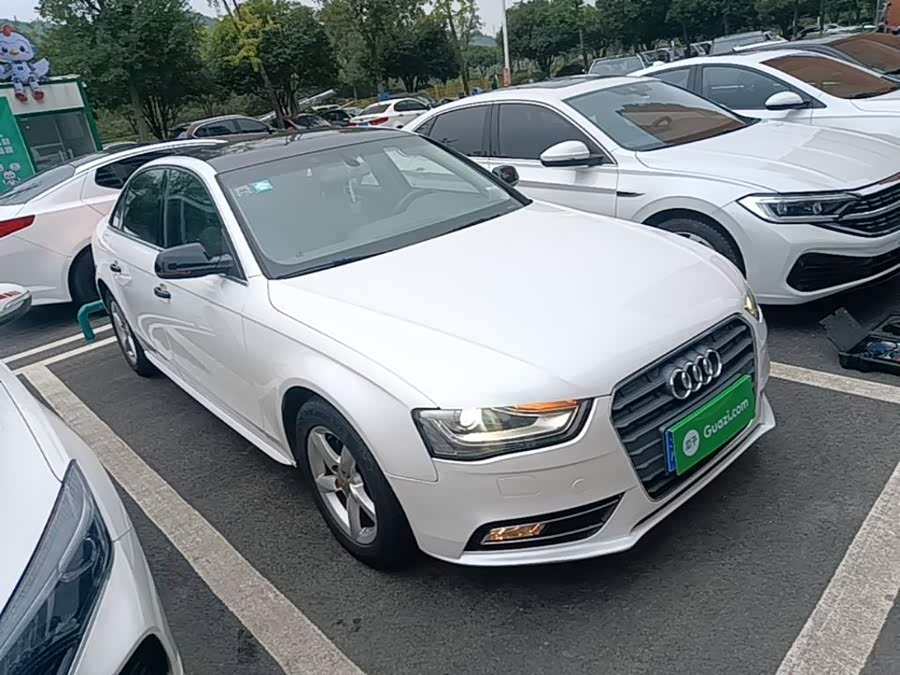 Audi A4L 2015, фото 3