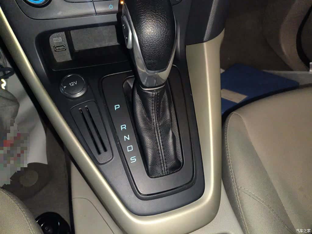 Ford Focus, 2016 6