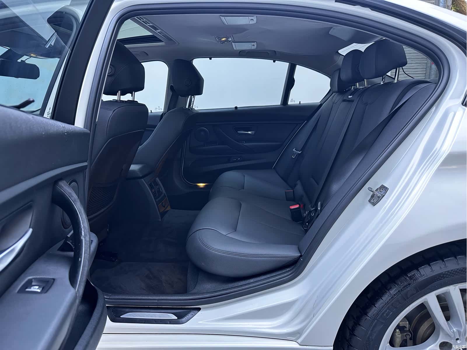 BMW 3 Series, 2017 13