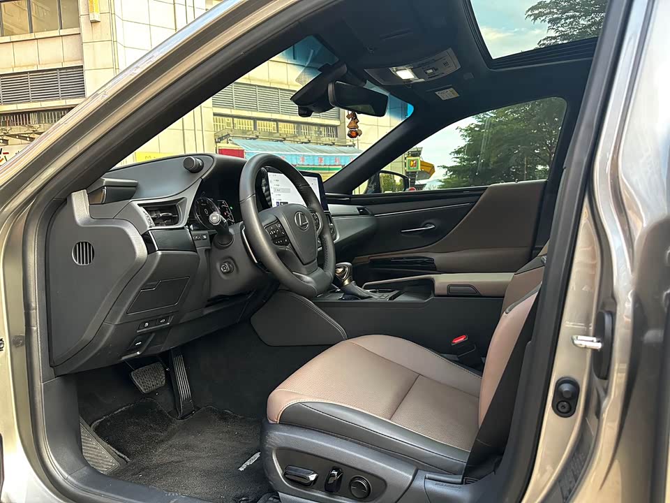 Lexus ES Lexus ES