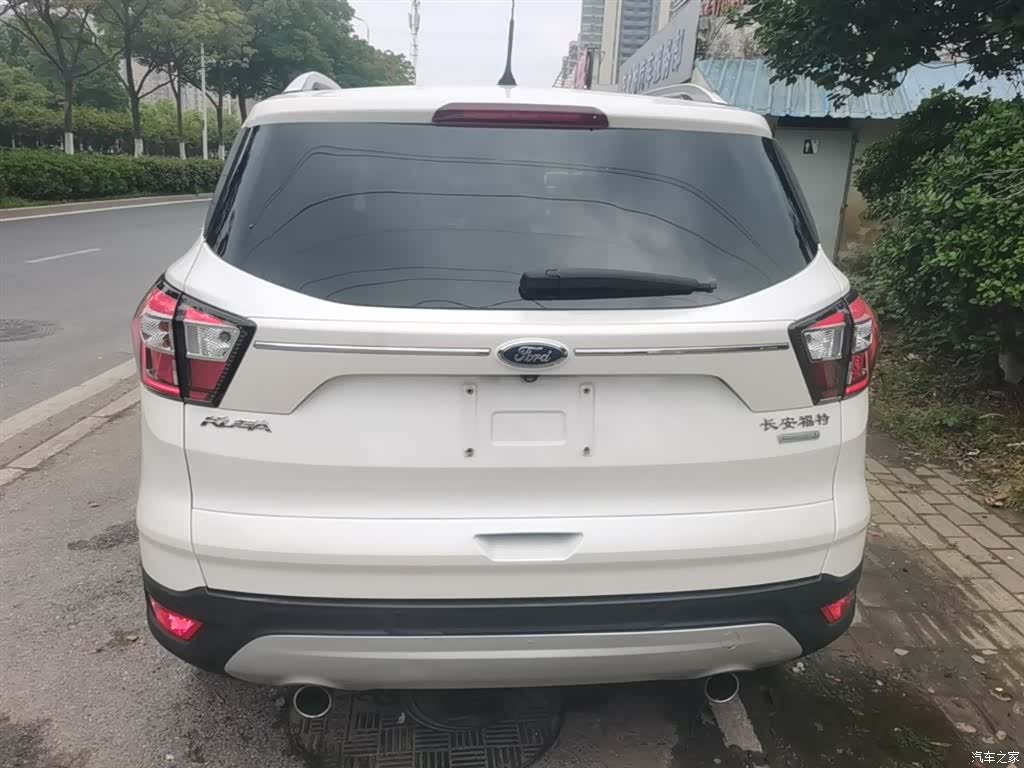 Ford Kuga, 2017 6