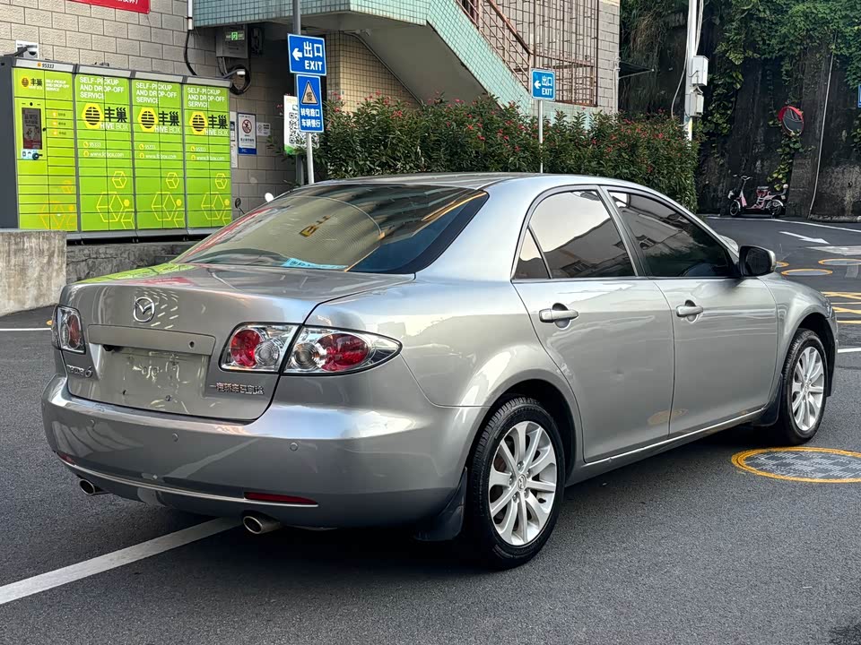 Mazda 6