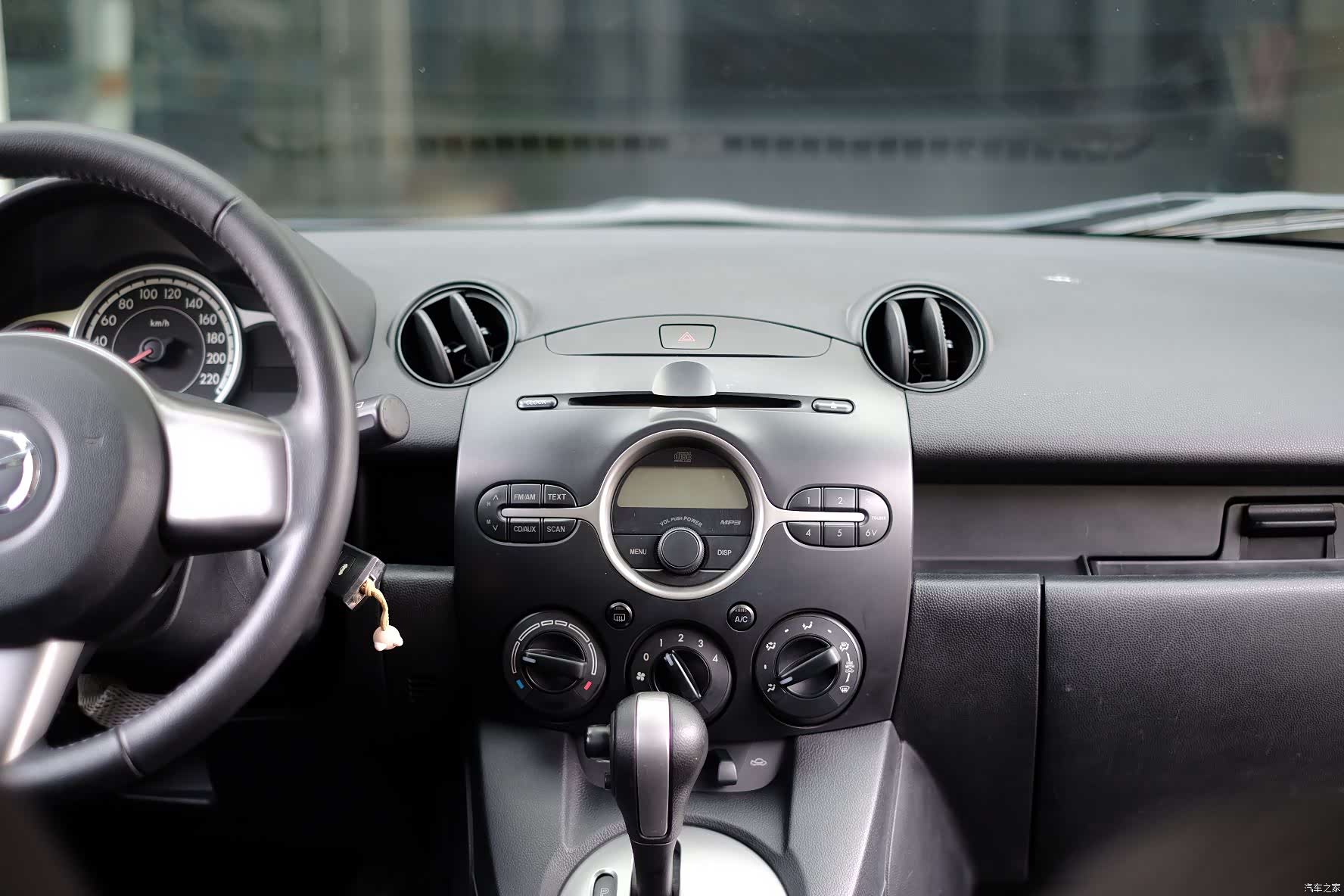 Mazda 2, 2011 47
