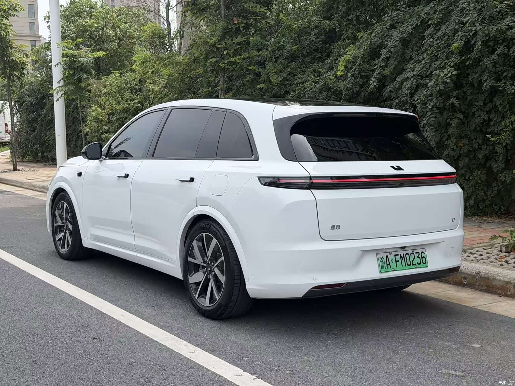 Li Auto L7, 2023 все фото