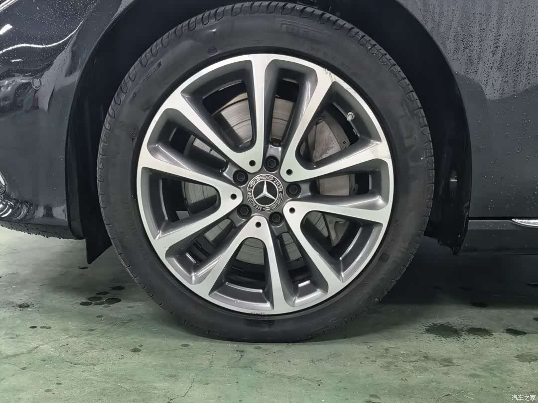 Mercedes-Benz E-Class, 2019 12