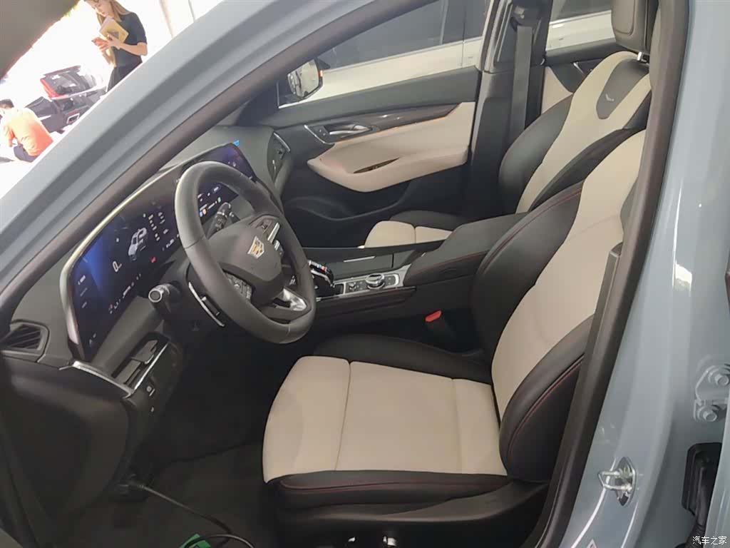 Cadillac CT5, 2025 15