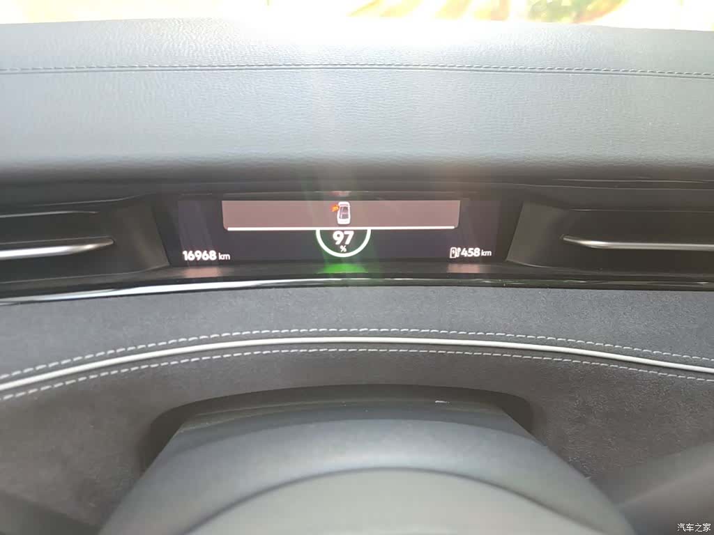 Volkswagen ID.7, 2025 12