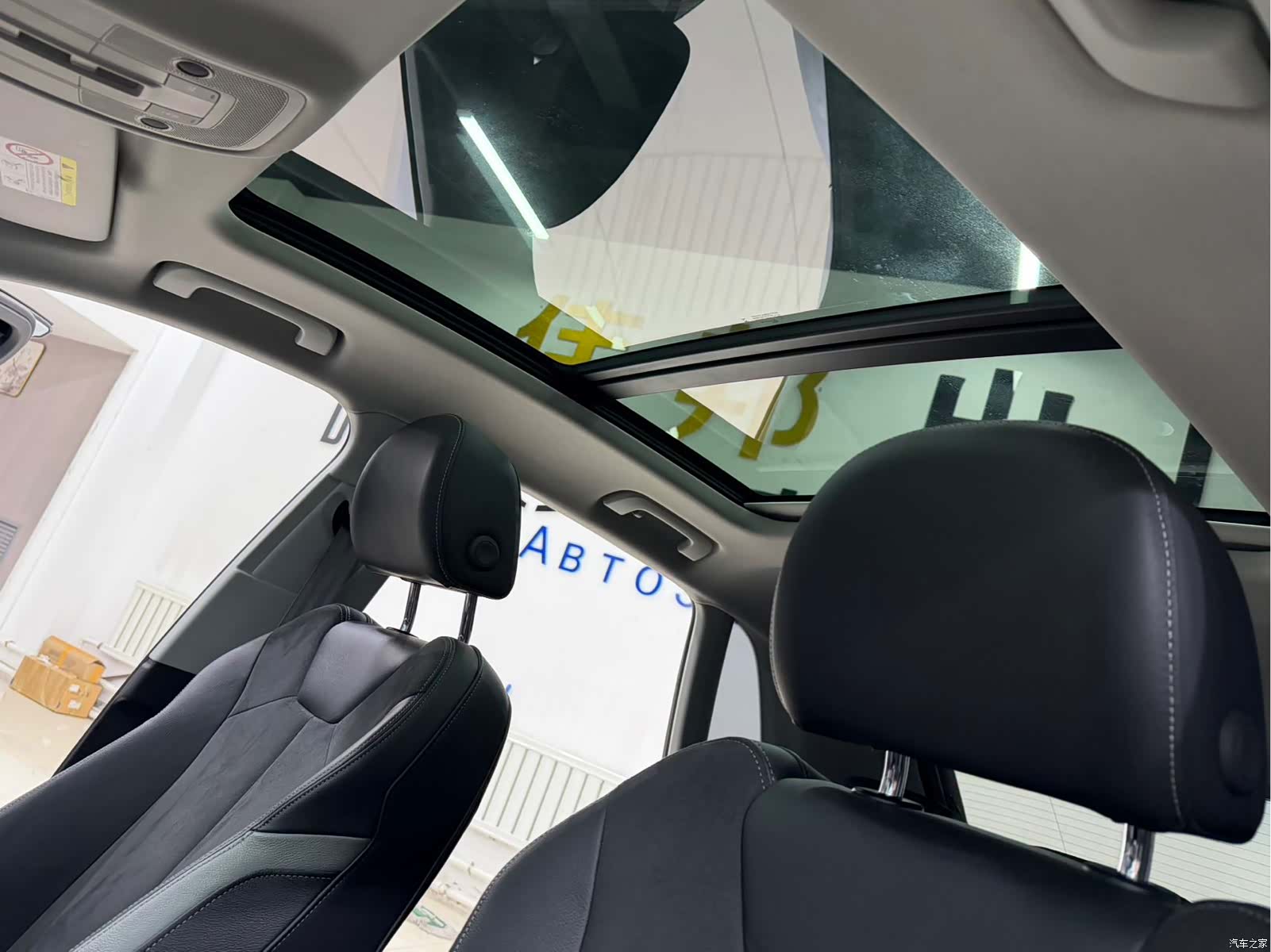 Audi Q3, 2023 16