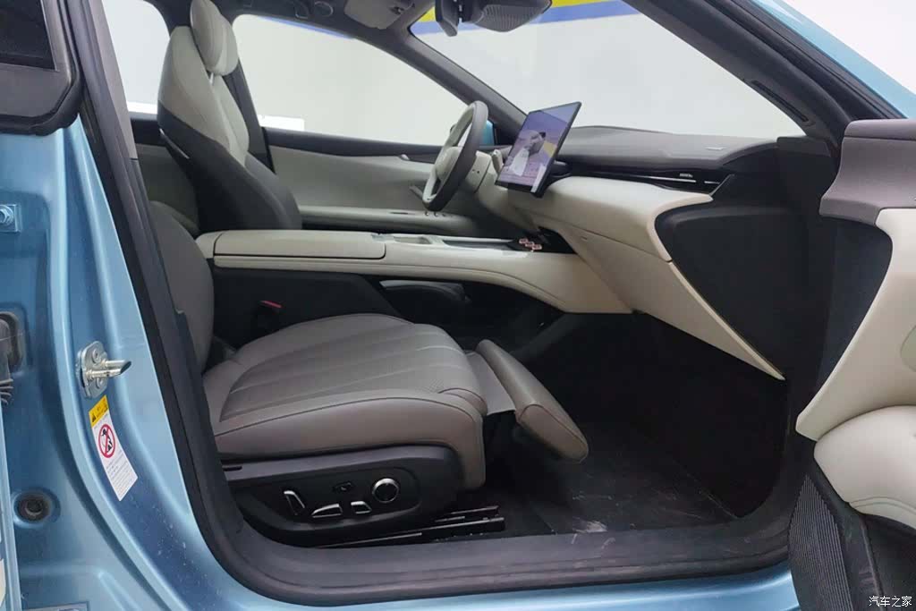 Deepal L07, 2024 8