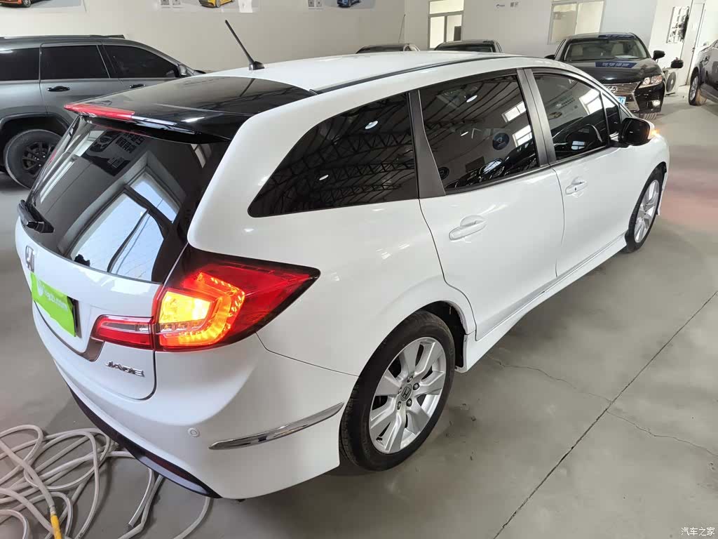 Honda Jade, 2017 7