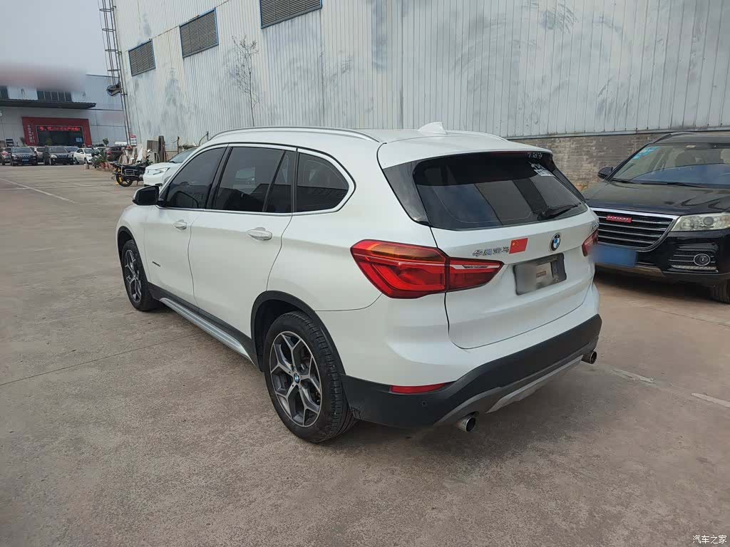 BMW X1, 2018 все фото