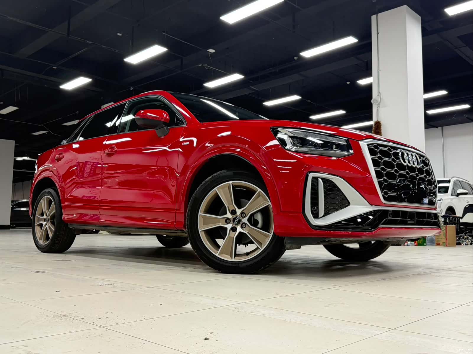 Audi Q2L, 2022 2